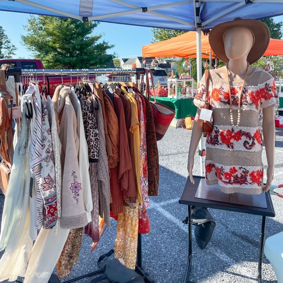 Meet Your Posher, Cayla! - Picture 5 of 5